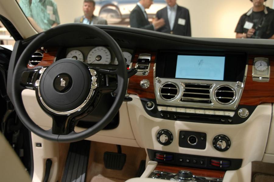  Rolls-Royce Ghost 2009 года  (фото 29 из 106)